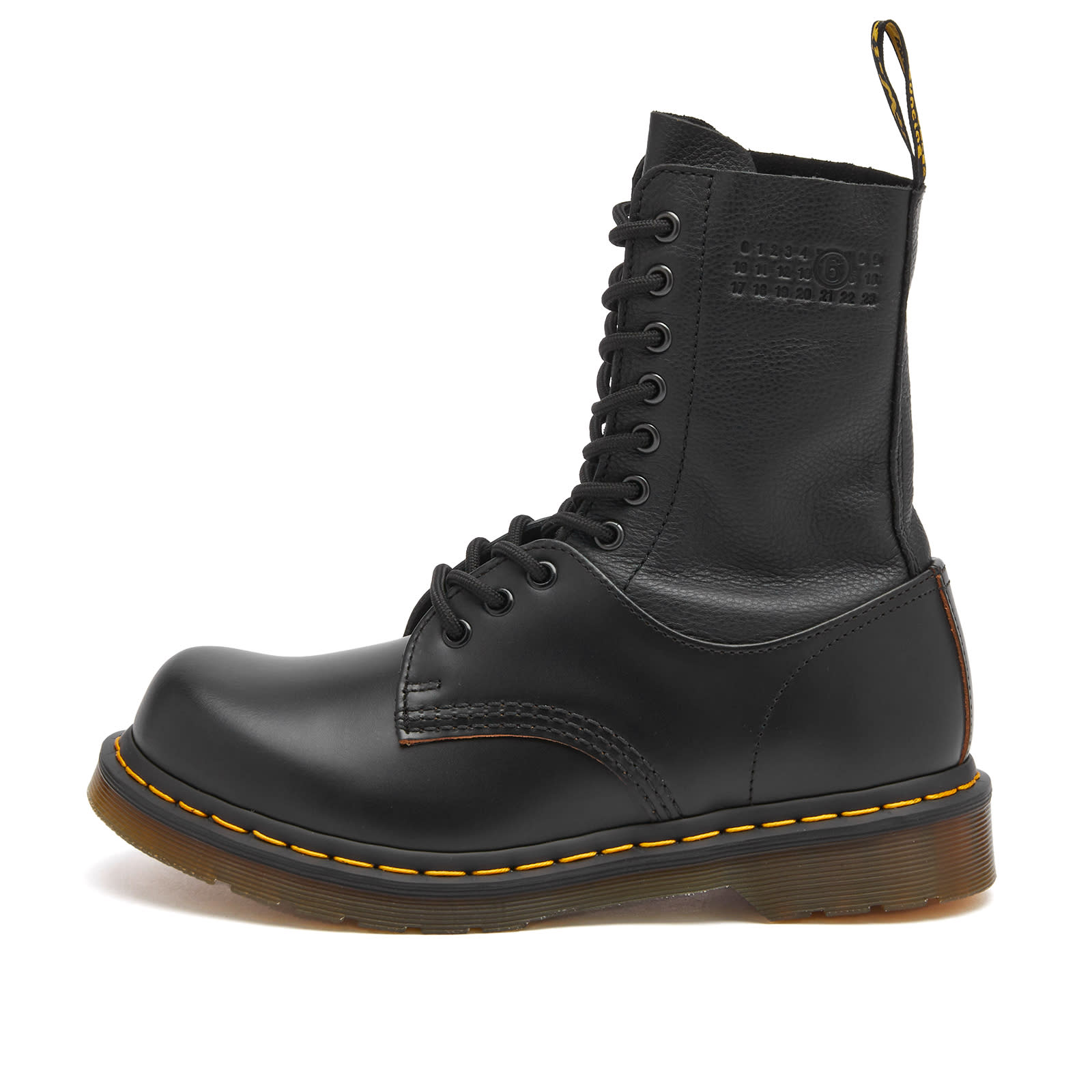 MM6|BOOTS (S66WU0126 P8030 H6851) Dr. Martens x MM6 Maison Margiela Black | END. (CA)