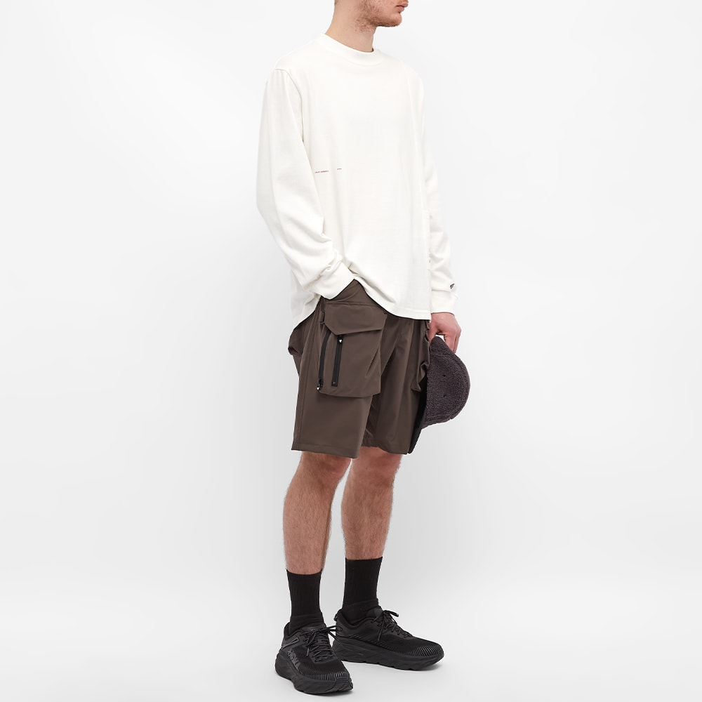 South2 West8 Tenkara Trout Short Charcoal | END. (US)