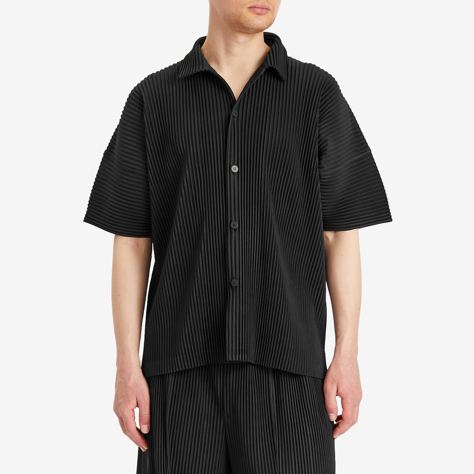 ISSEY MIYAKE me　ノースリーブシャツ　黒　サイズF　HR0710 Homme Plissé Issey Miyake Men's Pleated Vacation Shirt Black
