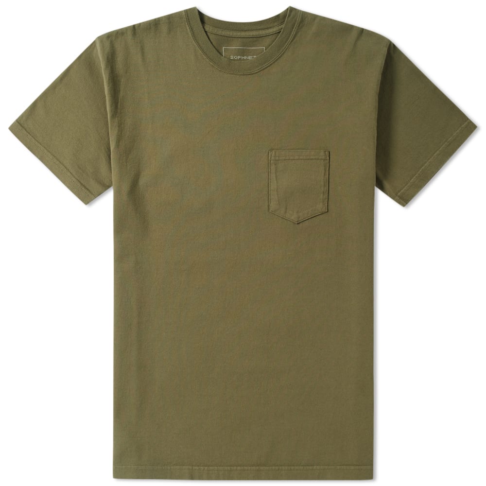 A tee to layer with the designs from their best and boldest collection to date, SOPHNET. ensure they’ve kept all basics covered with this cotton t-shirt. Made in Japan, the free from embellishment design will become an indispensable part of your wardrobe with its seasonal-less style. Pair it with their star and stripes emblazoned sweats and jackets for the signature SOPHNET. look.

100% Cotton
Chest Pocket
Crewneck
Made in Japan