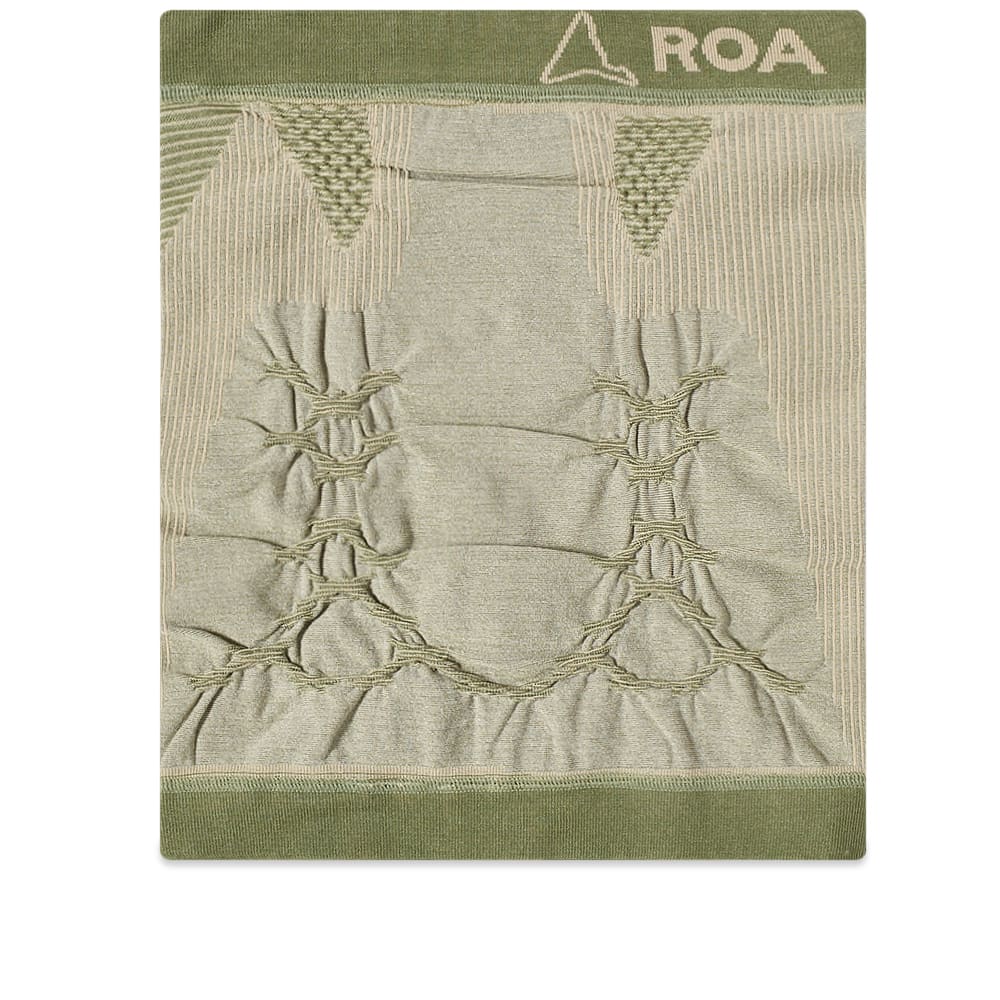 ROA Neckwarmer Olive & Beige | END.
