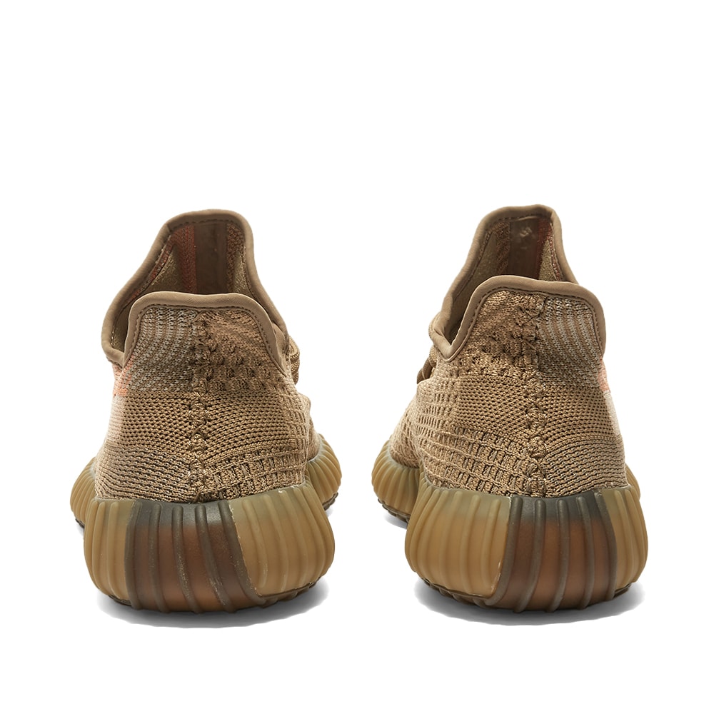 yeezy boost taupe