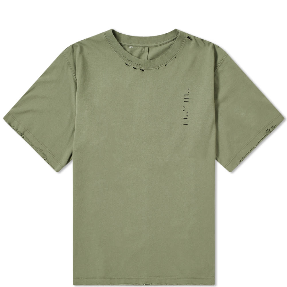 ‘To create something new, you must first destroy’, that much is clear from Taverniti’s Unravel Project. Injecting that deconstructed aesthetic into its skate tee, the LA-born label promote a military state of mind with their stencilled slogan printed proudly across the reverse, while its distressed construction comes accented with the brand’s woven patch.

100% Cotton
Distressed Appearance
Ribbed Crewneck
Printed Branding
Woven Brand Patch
Made in Italy