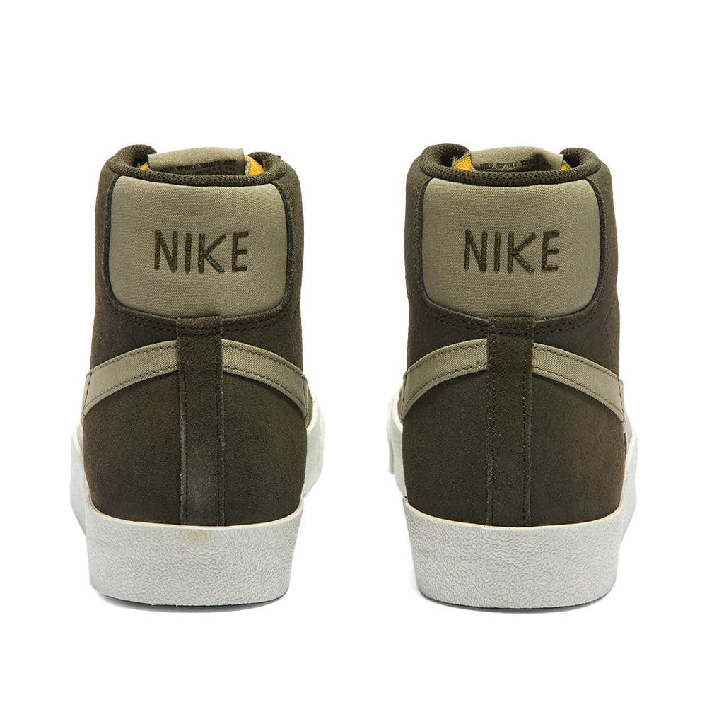 blazer mid 77 se2