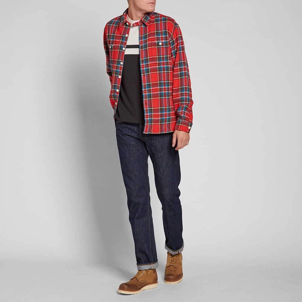 18 08 2016_levisvintageclothing_1960scasualsstripetee_blackfirestripe_sh_m3