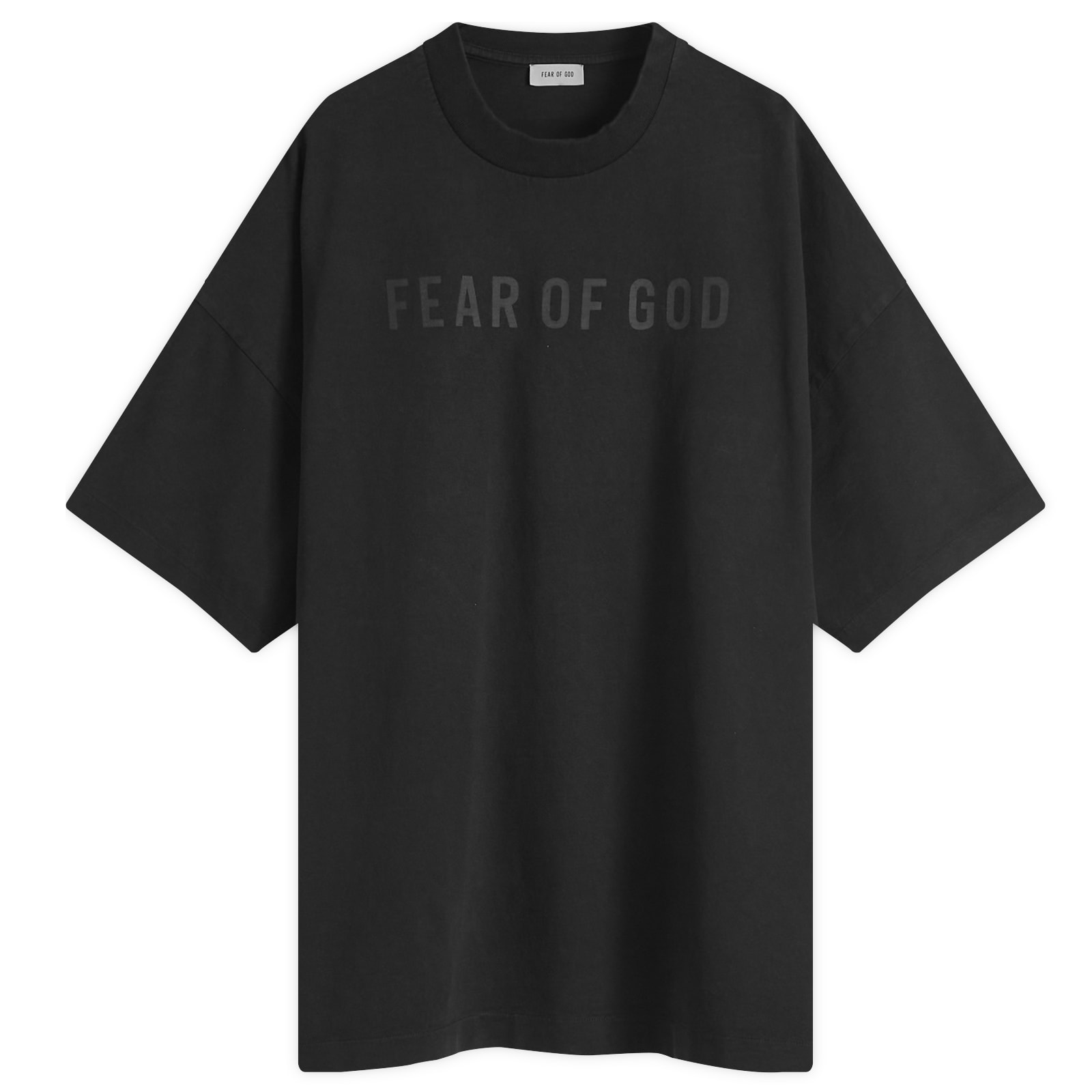 注目の的!【FEAR OF GOD】Short Sleeve Text Print T-Shirt Fear of God Short Sleeve Text Print T-Shirt Black | END. (US)