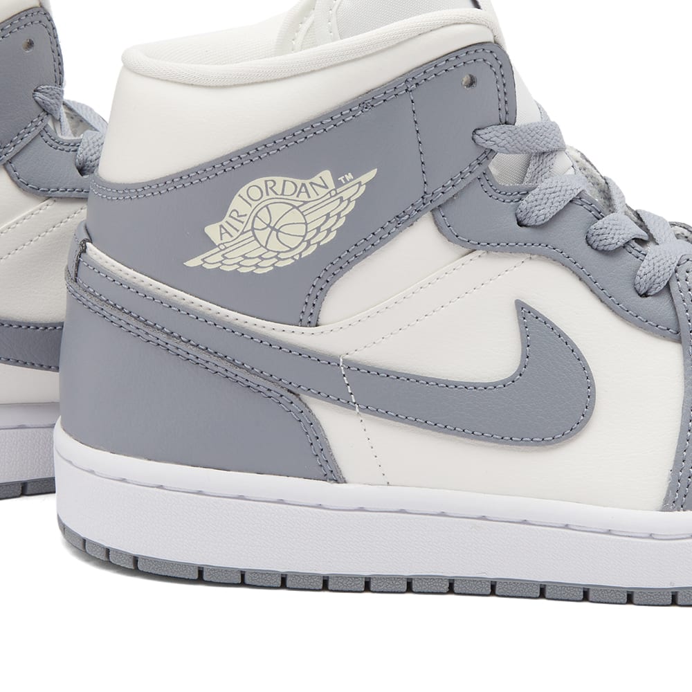 Air Jordan 1 Mid W Sail \u0026 Stealth White 