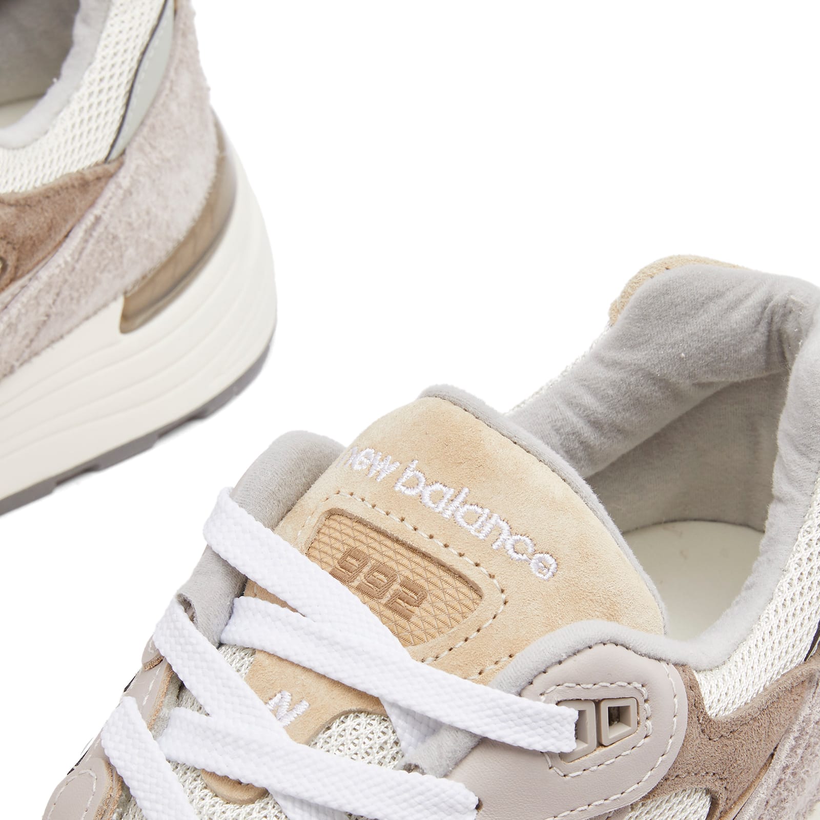 New Balance U992MM Sneaker - Made in USA Oatmeal - Curated Menswear