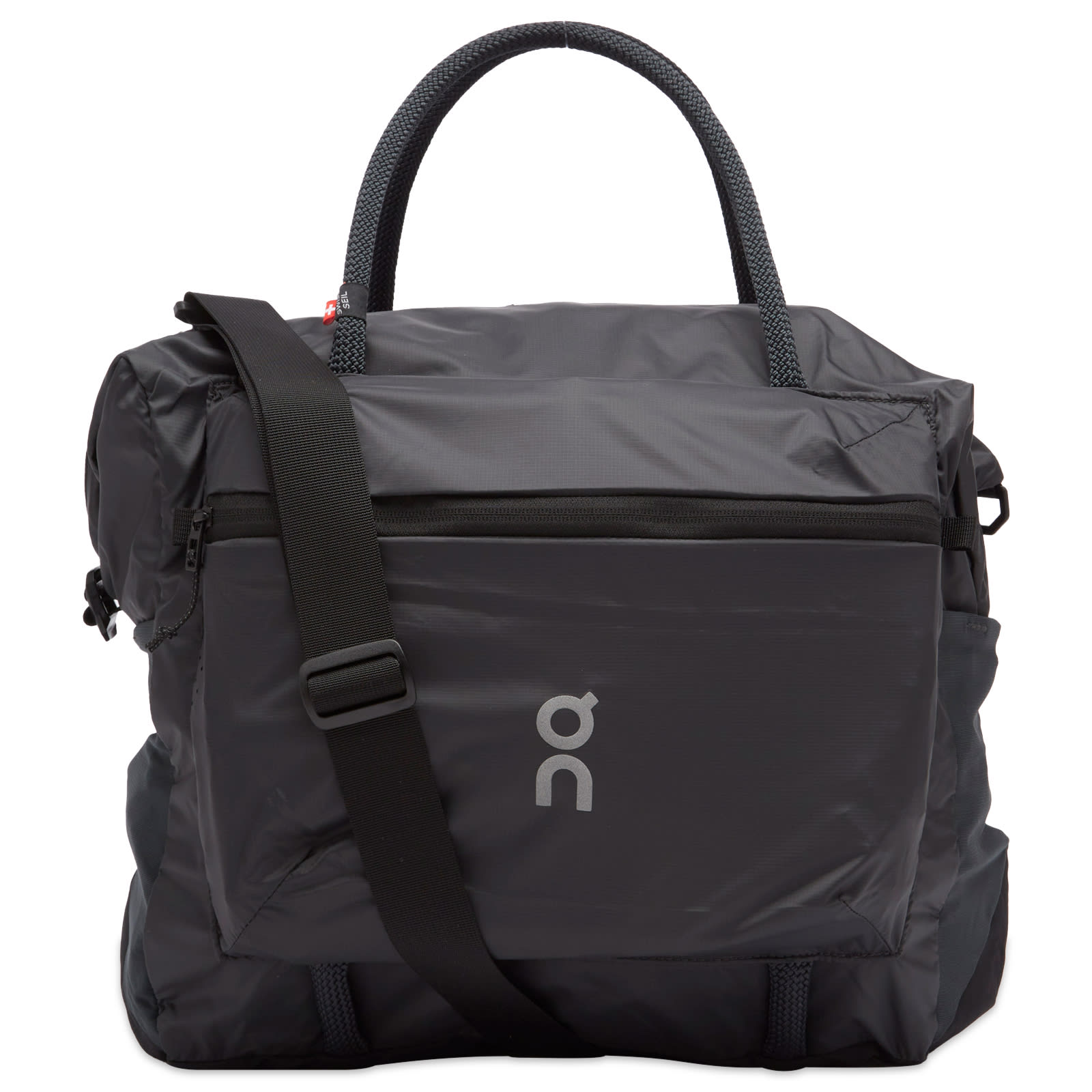 On Track Pack 35L Lite トートバッグ Track Pack 35L Lite | Black | On Canada