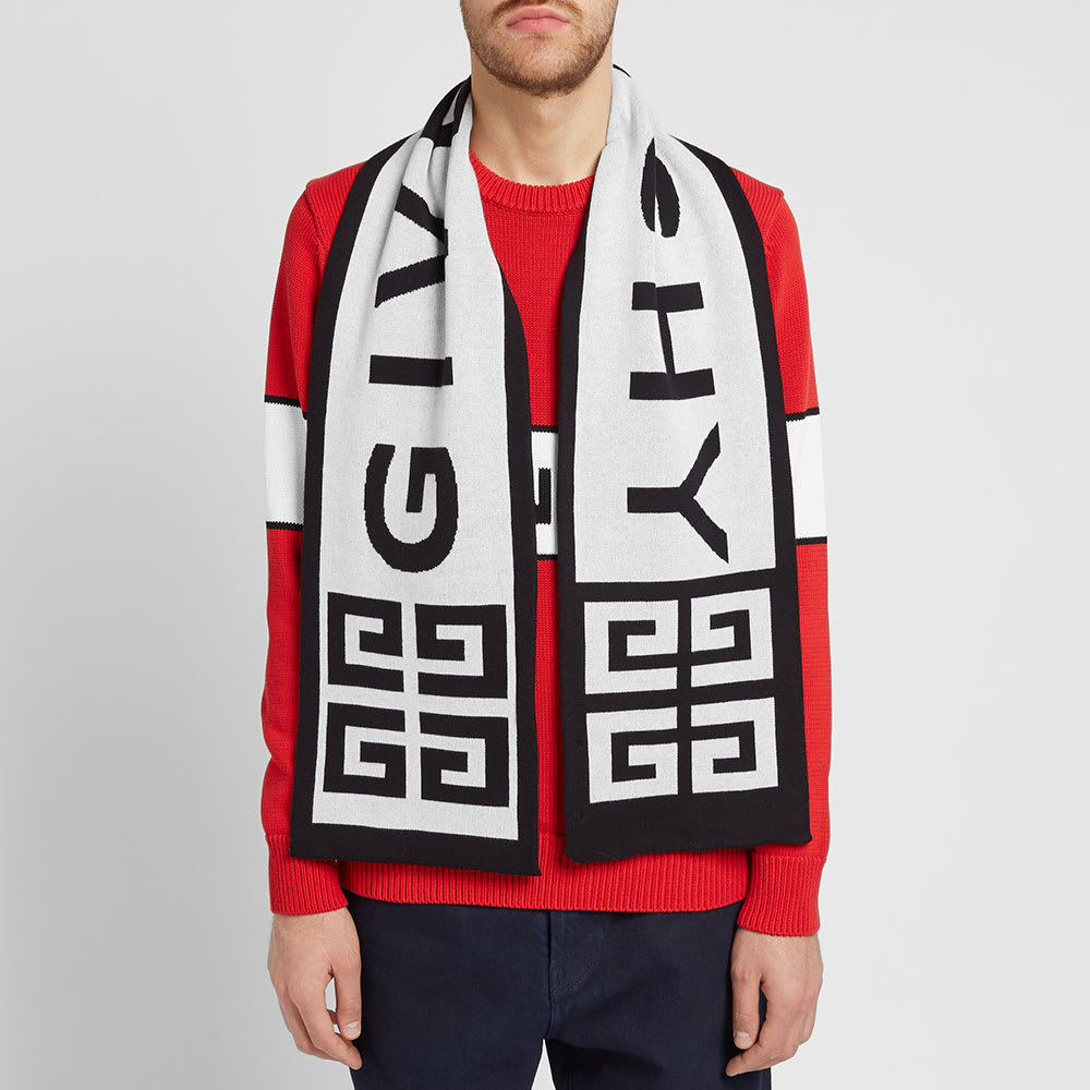 Givenchy 4G Logo Football Scarf Black & White END. (UK)