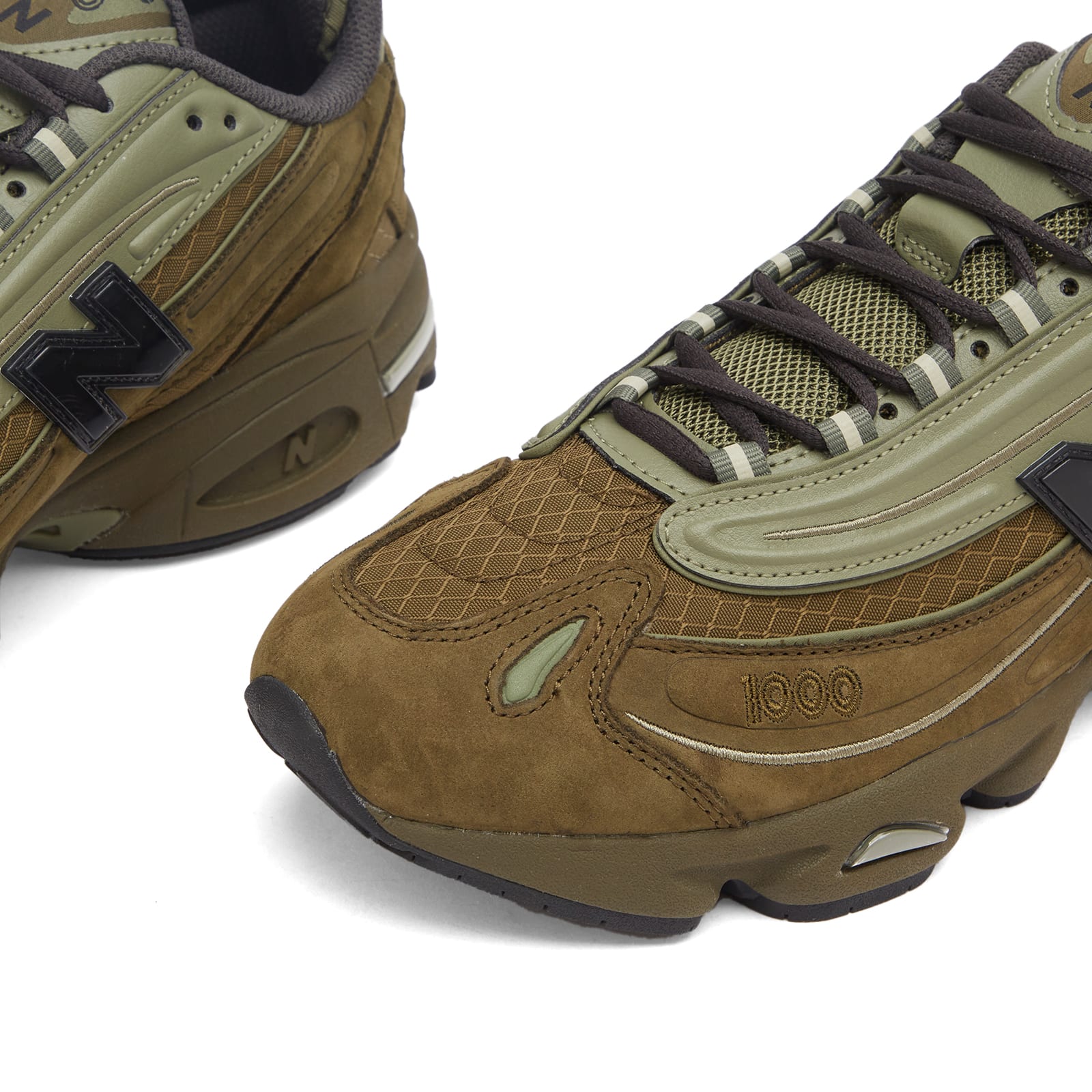 NEW BALANCE ★ UNISEX CASUAL SNEAKER - M1000NBU New Balance M1000NBU Sneakers Woodland - Curated Menswear