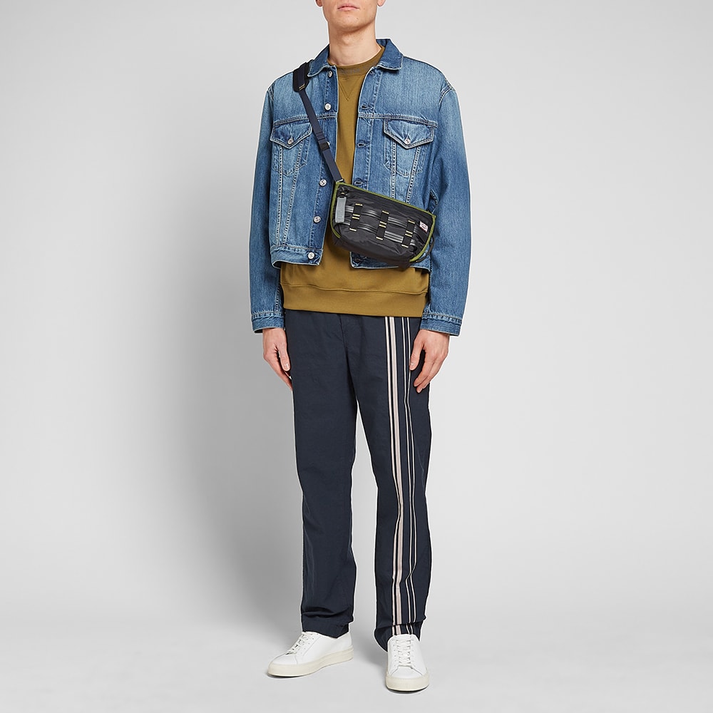 acne sporty bag black