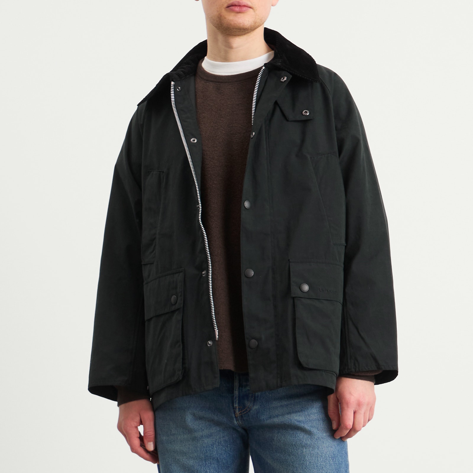 https://media.endclothing.com/media/catalog/product/2/1/21-01-25_TC_MCA0933BK11_6_1.jpg