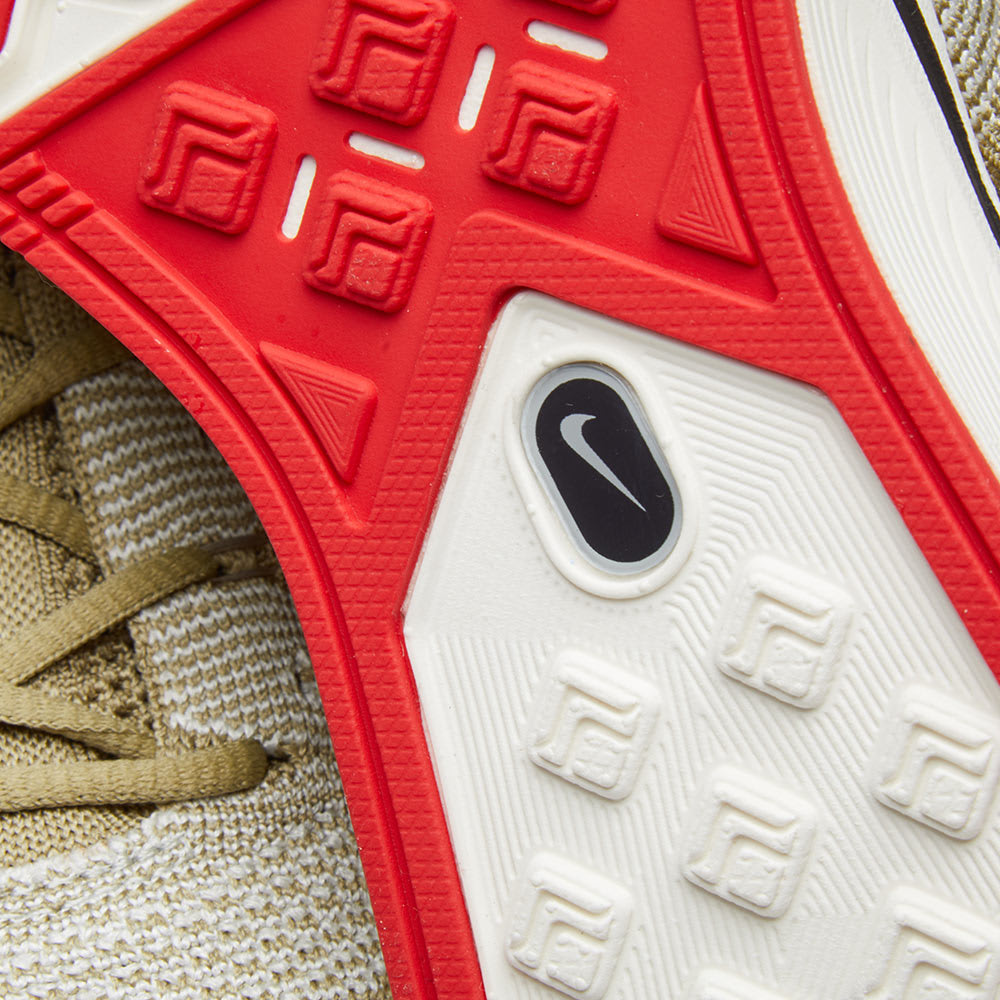 flyknit trainer olive