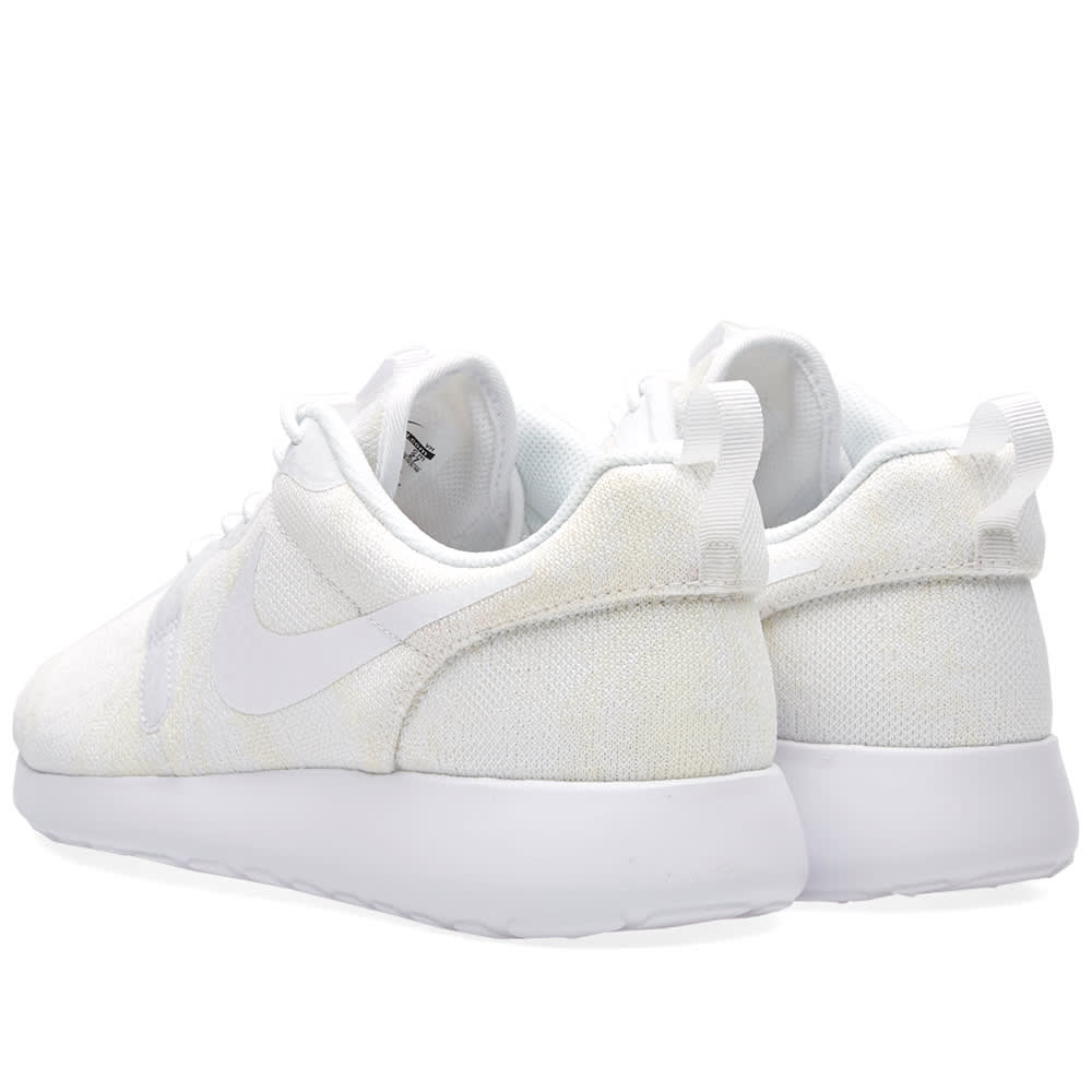 roshe nike white