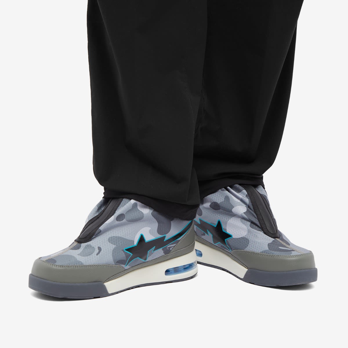 新品A BATHING BAPE HONEYCOMB CAMO ZIP ROAD A BATHING APE® Honeycomb Camo Zip Road STA M2 | Bape official