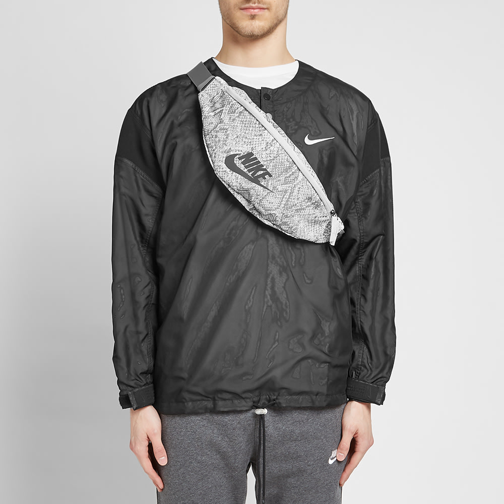 NIKE Nike Heritage Hip Pack