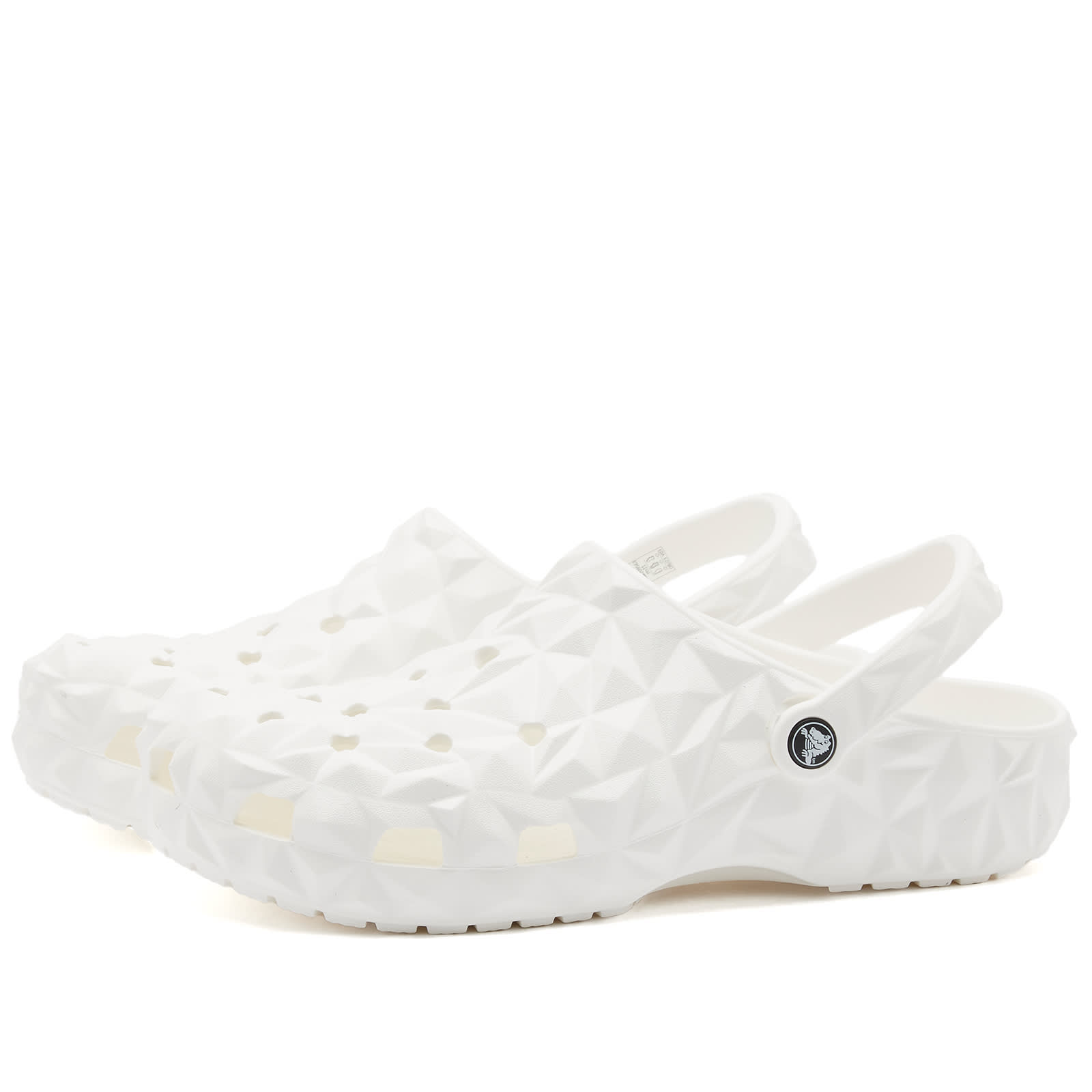 crocs-classic-geometric-clog-white-end