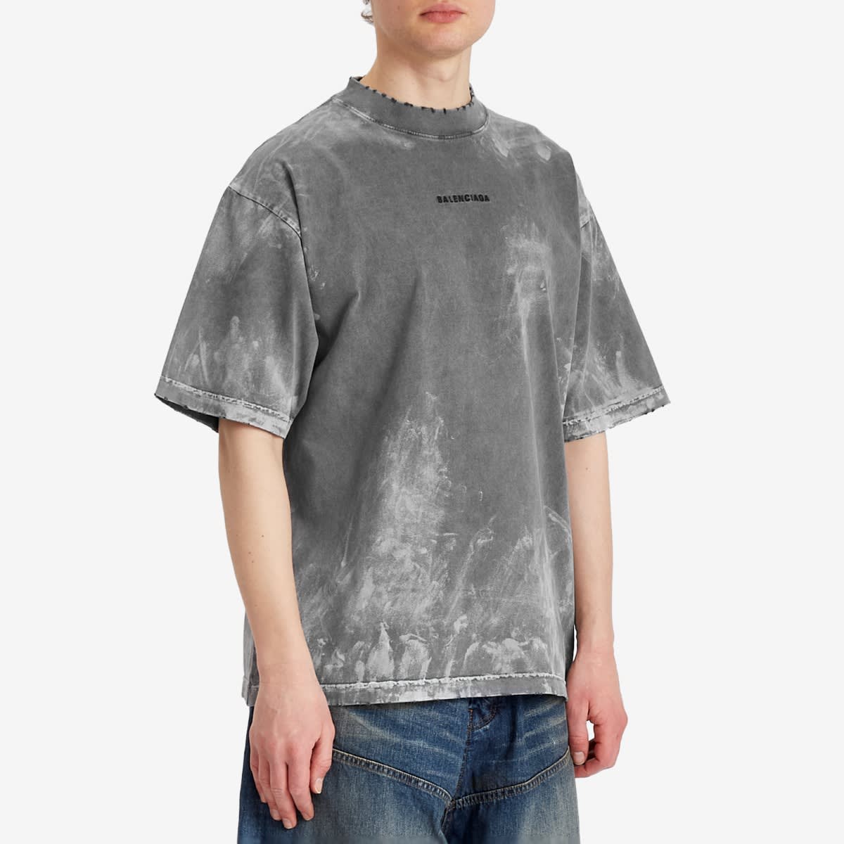 【BALENCIAGA】Vintage Paint Splatter Medium Fit T-Shirt Balenciaga Men's Vintage Paint Splatter Medium Fit T-Shirt