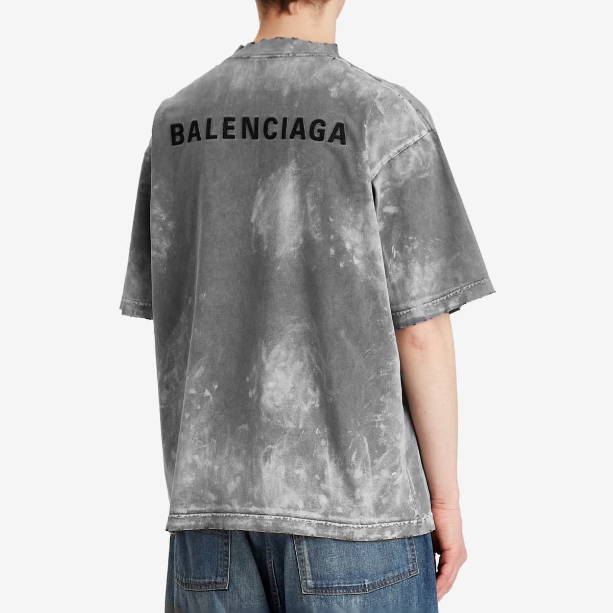 【BALENCIAGA】Vintage Paint Splatter Medium Fit T-Shirt Balenciaga Men's Vintage Paint Splatter Medium Fit T-Shirt