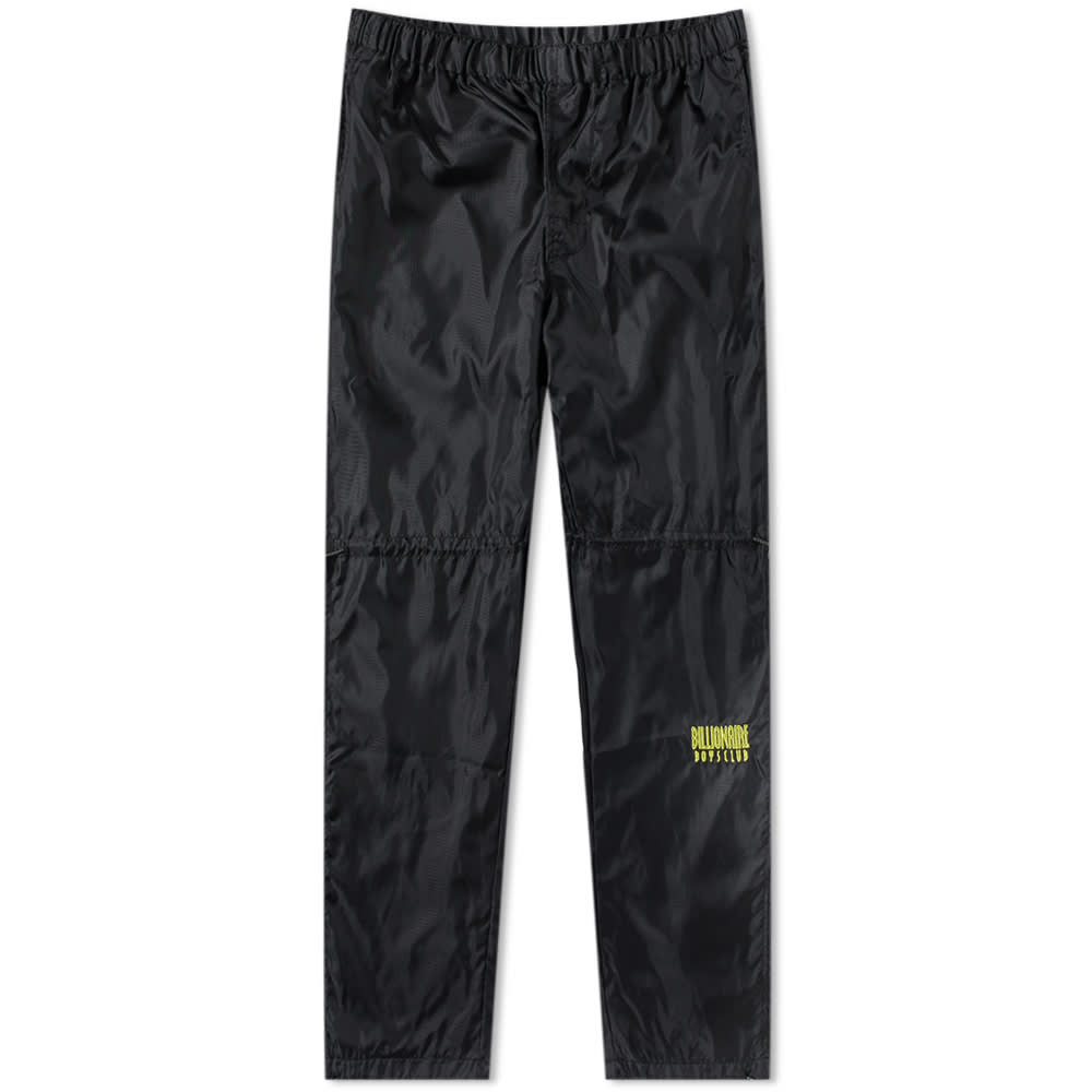 Fusing fashion and function, Pharrell and Nigo's brainchild, Billionaire Boys Club present this street-ready pair of pants. Boasting a lightweight and breathable fit, the technical design is made from a durable polyester ripstop, lined with a mesh interior for enhanced ventilation. With drawstrings to the thigh, waist and cuffs, this pair promise a secure and personalised fit with every wear.  

100% Polyester
Ripstop Fabric
Mesh Lining
2 Side Entry Pockets
Back Flap Pocket
Embroidered Branding
Drawstring Waist & Cuffs