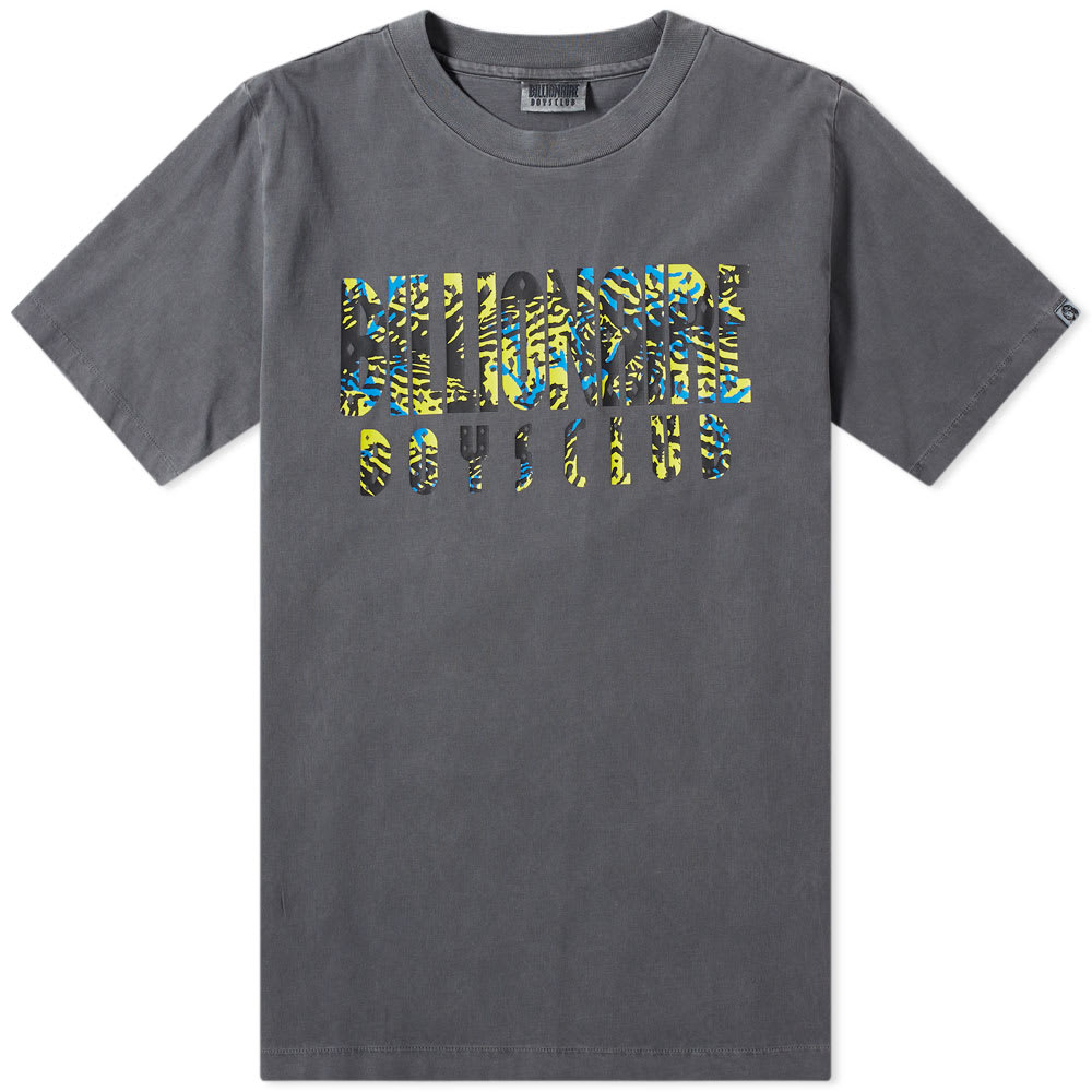 Washed-out for a worn-in aesthetic, this short sleeve tee from Billionaire Boys Club is a perfect way to elevate your everyday basics. With this season's collection inspired by the deep blue sea, the urban design is embellished with the 'fish camo' print to the chest, bringing a colourful jolt of blue and yellow to this wardrobe staple. 

100% Cotton
Pigment Dyed
Ribbed Crewneck
Printed Branding