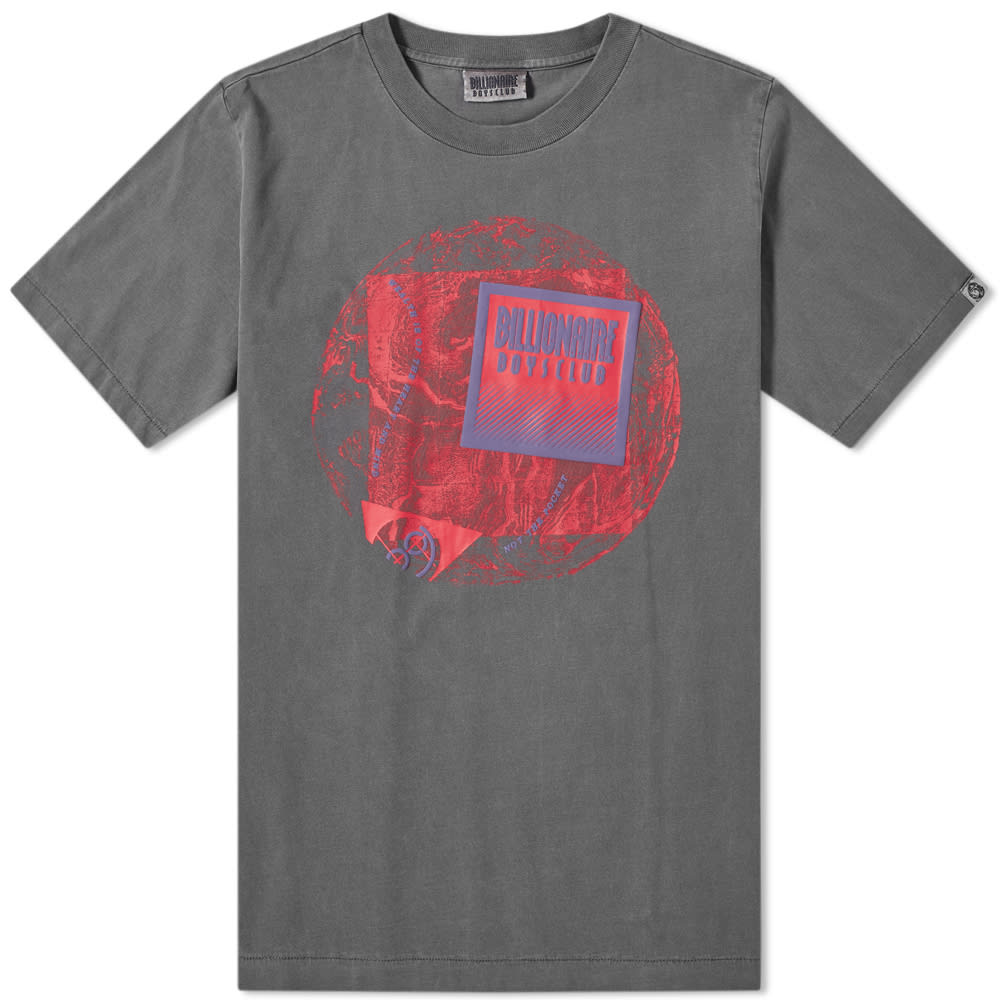 Jetting off across the world, Billionaire Boys Club take us on their exploration with this sleek t-shirt. Printed with a world map across the middle, the cotton-rich design reminds us of the streetwear brand's mantra, "Wealth is of the heart and mind, not the pocket". 

100% Cotton
Pigment Dyed 
Ribbed Crewneck
Printed Branding