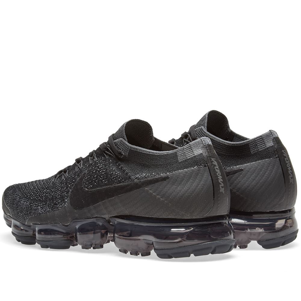 dark grey vapormax flyknit