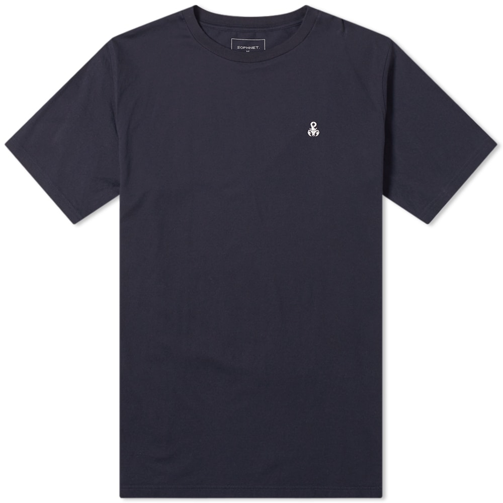 Letting their striking scorpion logo speak for itself, Hirofumi Kiyonaga-helmed label SOPHNET. deliver this relaxed jersey tee just in time for the summer season. Simply styled with signature embroidery at its chest, the short-sleeved layer has been carefully crafted in Japan.

100% Cotton
Ribbed Crewneck 
Scorpion Embroidery
Made in Japan