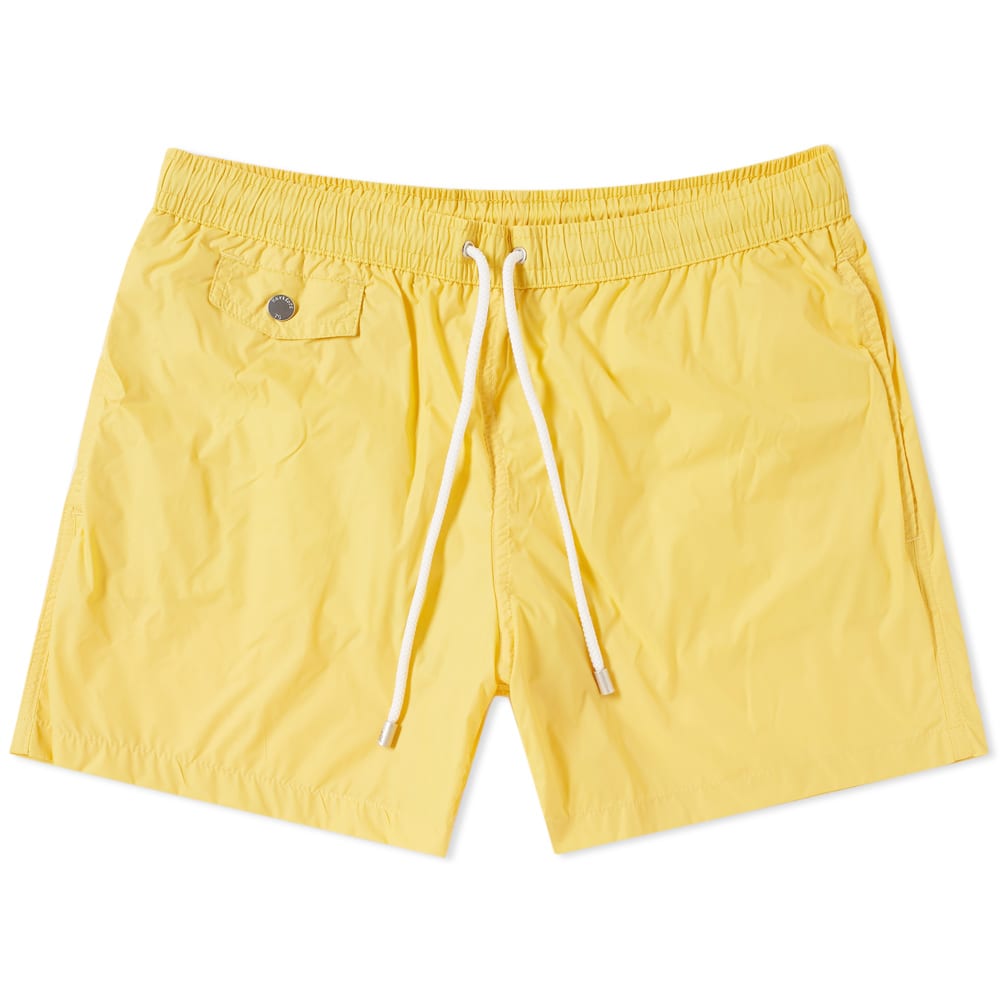 Mixing vintage European style with the classic American aesthetic, French label Hartford have created this boxer swim short for humble dressing poolside. Ultra-light and cut to a short length, this stylish basic is perfect for the man who prefers understated style.

100% Nylon
Elasticated Drawstring Waist
2 Side Entry Pockets
Press Stud Coin Pocket
Key Loop
Back Patch Pocket
Woven Brand Patch