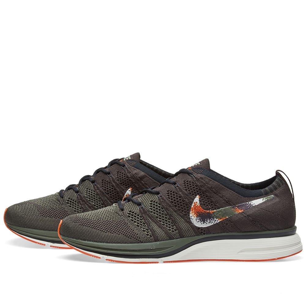 flyknit trainer olive green