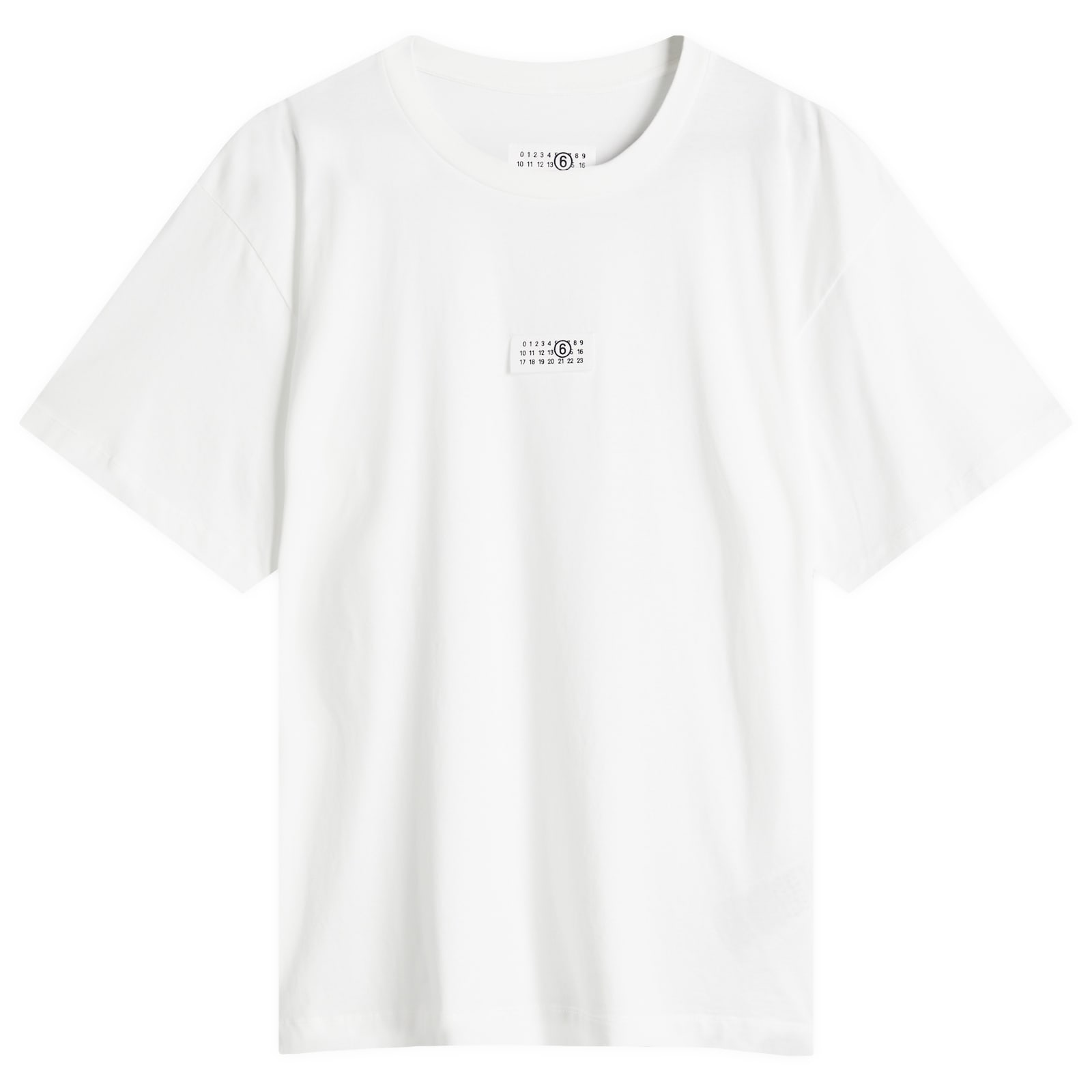 MM6 Maison Margiela◆ ナンバーズ パッチ ロゴTシャツ コットン MM6 Maison Margiela Numbers-motif Cotton T-shirt | White