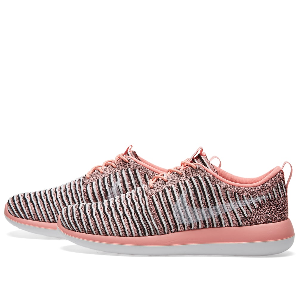nike W NIKE ROSHE TWO FLYKNIT BRIGHT MELONWHITE BLACK bei nike W NIKE ROSHE TWO FLYKNIT BRIGHT MELONWHITE BLACK bei