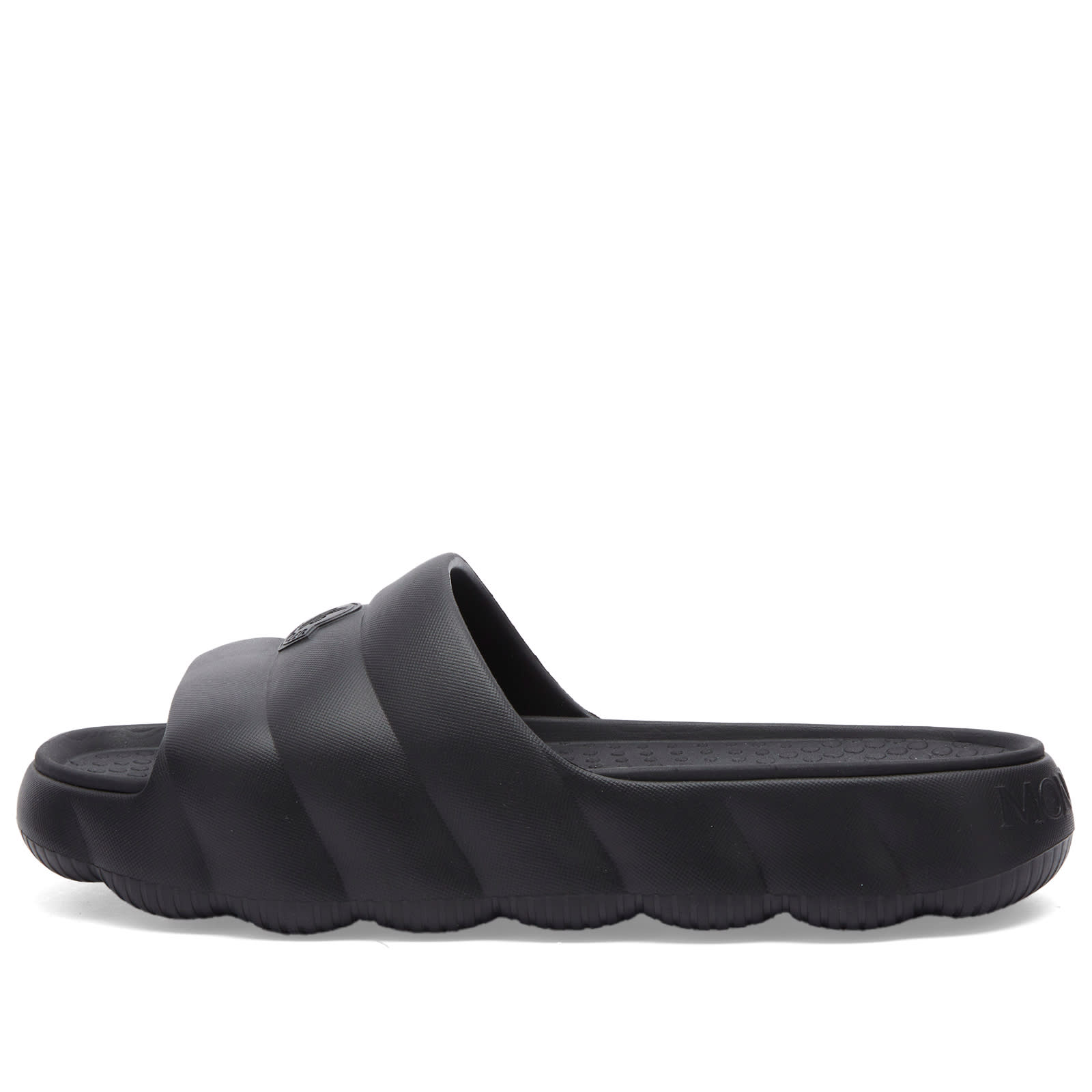 MONCLER｜SLIPPERS (4C00050 M2559 999) Amazon.com | Moncler Men's Lilo Black Rubber Slides (US