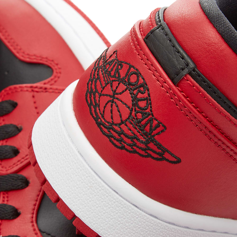nike air jordan low black and red