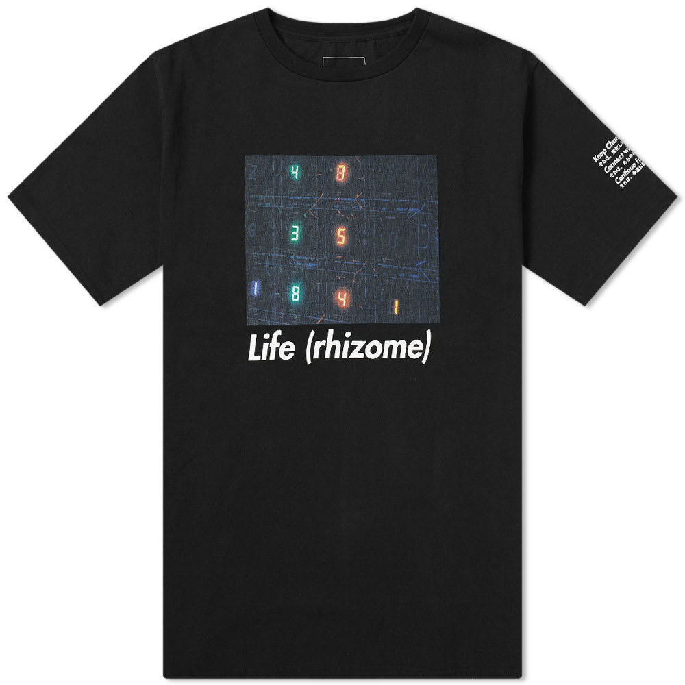 Digitalising 20 years of SOPHNET., coveted artist Miyajima Tatsuo injects his electronic mindset into the jersey staples of the Japanese label. Presenting the ‘Life (rhizome)’ tee – named after Tatsuo’s previous work – with a slick black base, SOPHNET. cover the front with a static print of the creative’s light installation. Channelling the future through a retro aesthetic, SOPHNET. establish the short sleeve staple with comfort and Japanese craft at the core.

100% Cotton
Ribbed Crewneck
‘Life (Rhizome)’ Print
‘Miyajima Tatsuo’ Back Print
Made in Japan