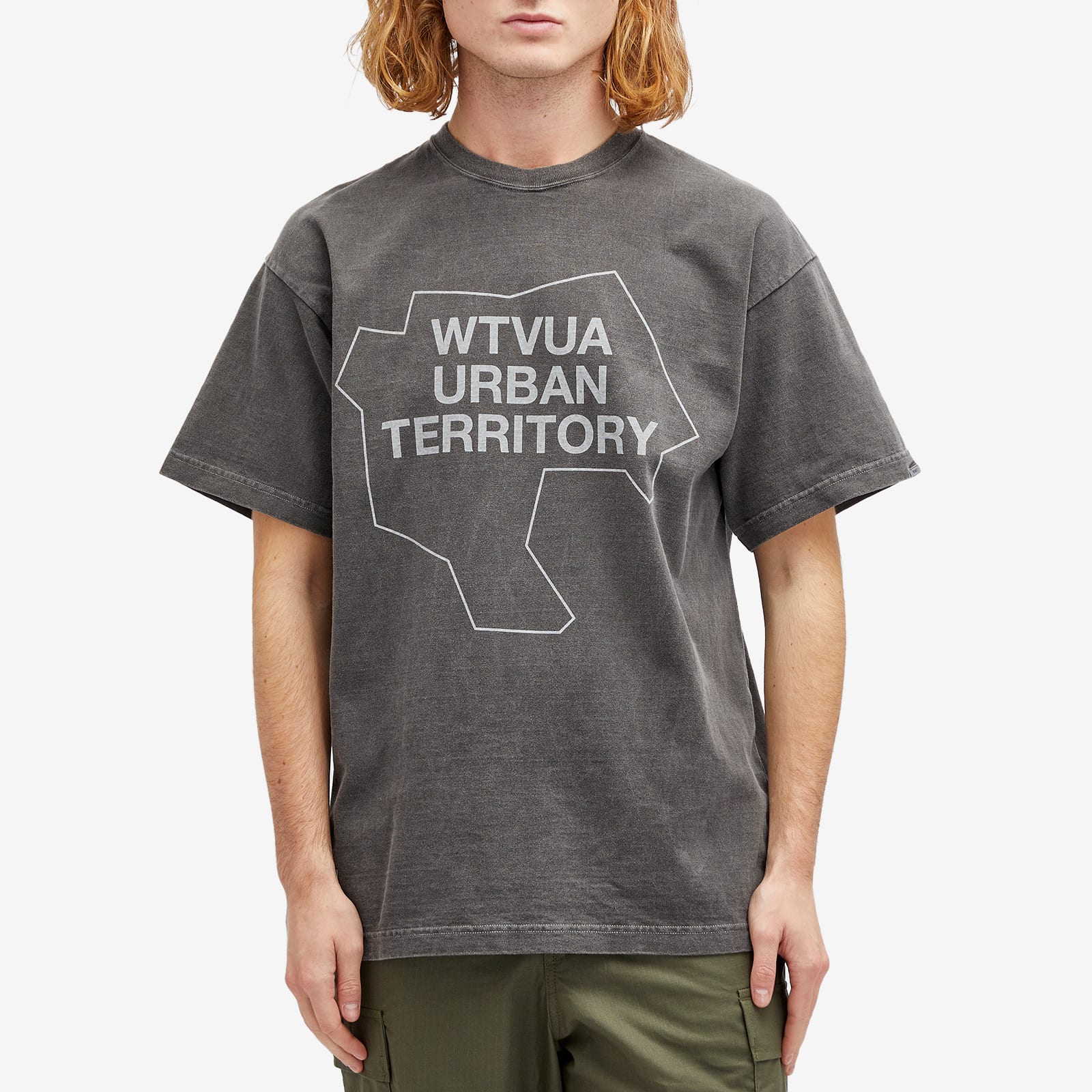 【独特のデザイン性】WTAPS 04 ガーメントダイ WTVUA Tシャツ 黒 WTAPS Men's 04 Garment Dyed WTVUA T-Shirt Black - Curated
