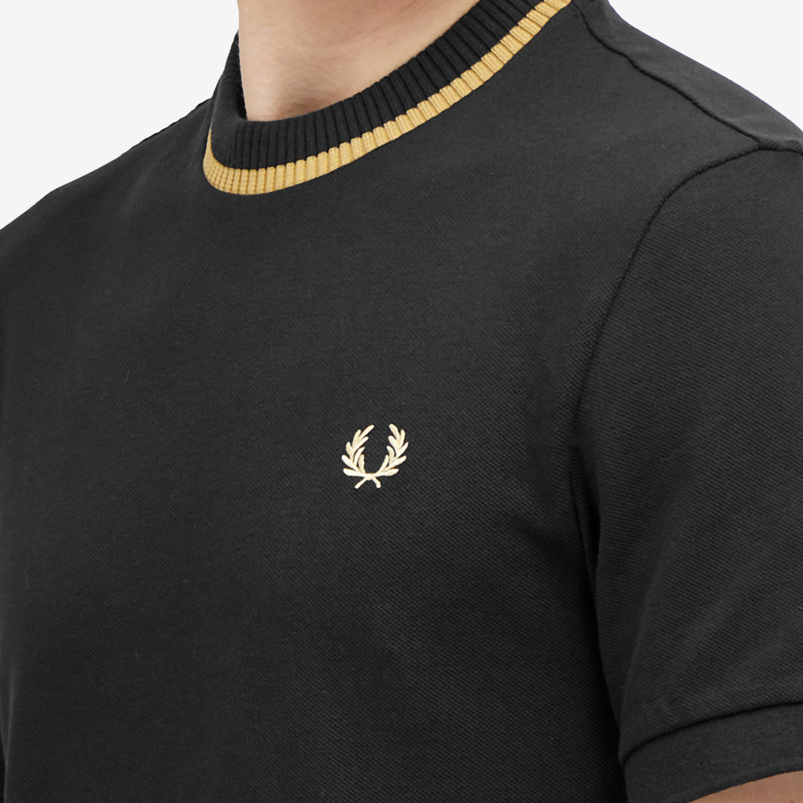 ◇FRED PERRY◇ Sport Advantage Perry T-Shirt 102 AFPM2438592 Fred Perry AdvanTage Perry T shirT Afpm2438592 102 – buy the