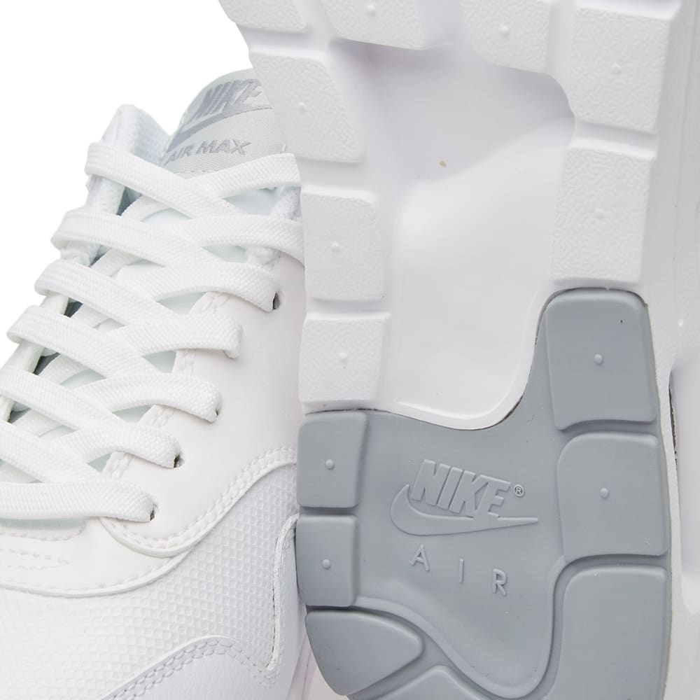 w air max 1 ultra essentials