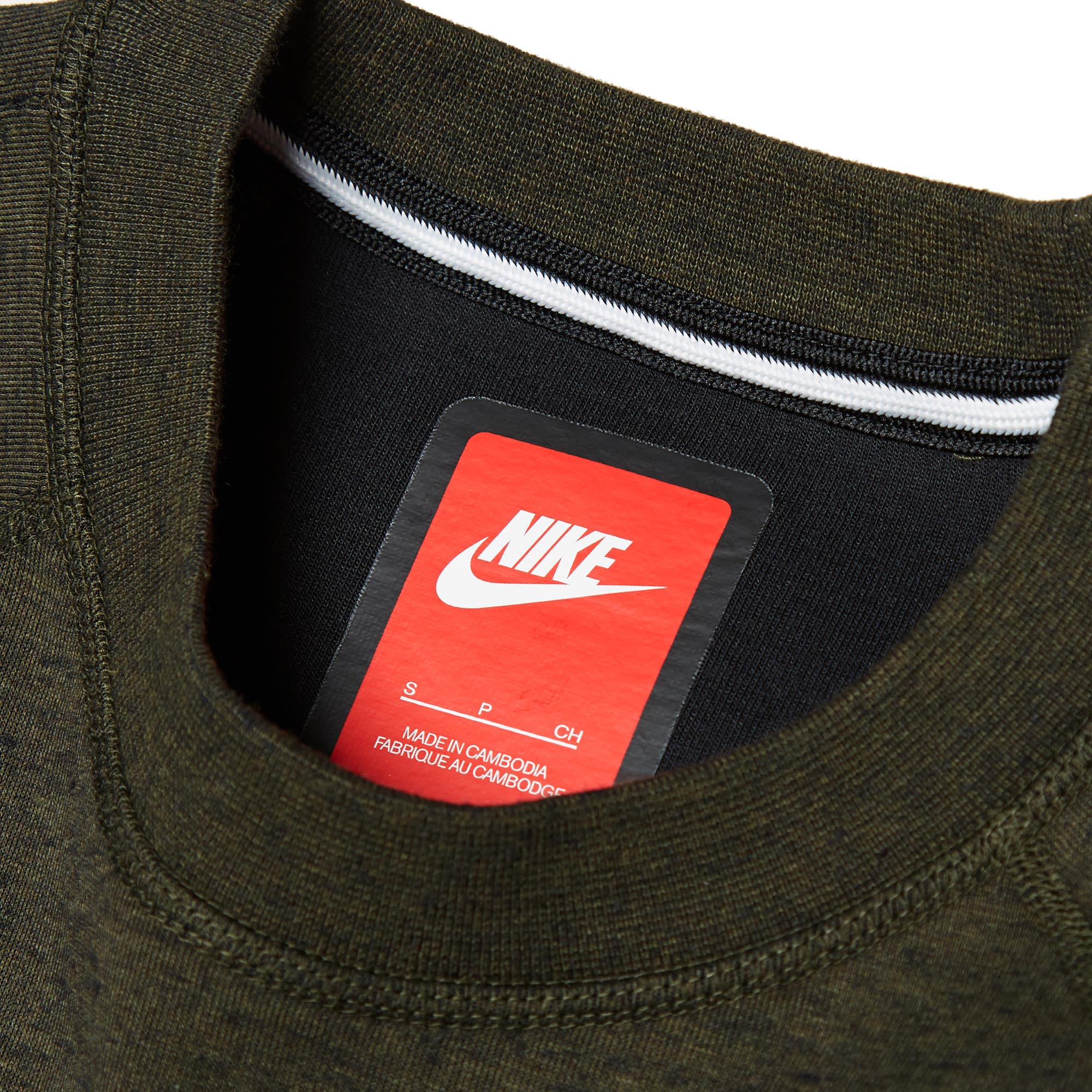 baggy nike tech fleece