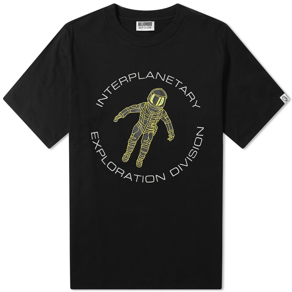 Manifesting co-founder Pharrell Williams’ intrigue for space exploration, Billionaire Boys Club introduces this black t-shirt, complete with the brand’s iconic astronaut motif proudly at the chest. Finished in black cotton, this tee also features dual branding to the reverse and sleeve; with a ribbed crewneck and a boxy fit combining to ensure year-round comfort.100% CottonRibbed CrewneckPrinted BrandingWoven Brand Tab