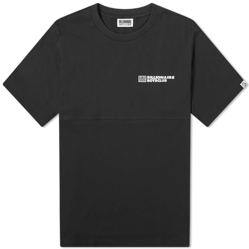With their future-forward mindset, Billionaire Boys Club’s Nigo and Pharrell offer a simplistic take on their visions with this tee. Finished in black cotton and wearing a comfortable ribbed crewneck, the t-shirt wears simple printed branding and a futurized robot face to the chest; while a panelled construction adds a cut-and-sew point of differentiation.100% CottonPanelled ConstructionRibbed CrewneckPrinted BrandingWoven Brand Tab