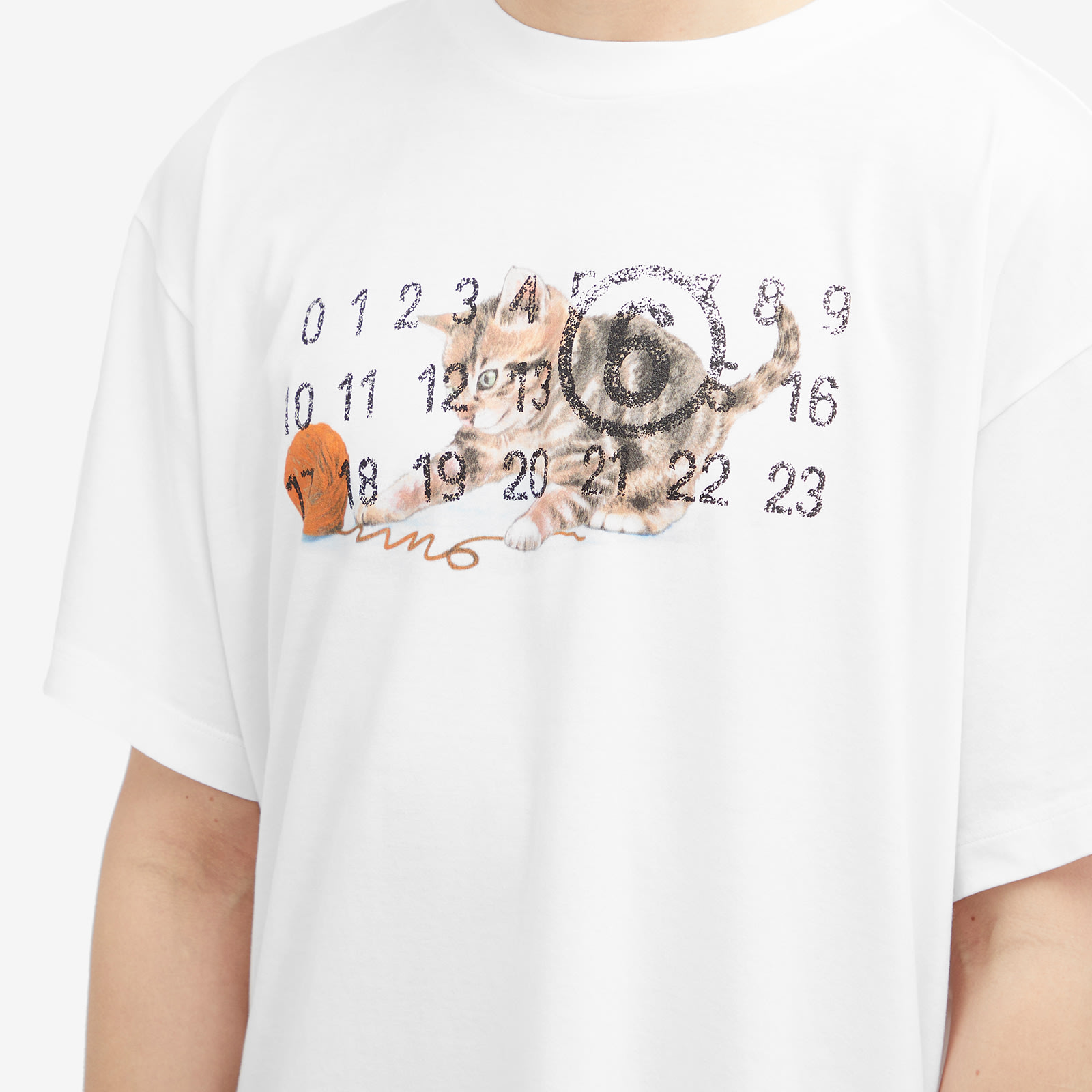 MM6 Maison Margiela Men's Kitten Number Logo T-Shirt White