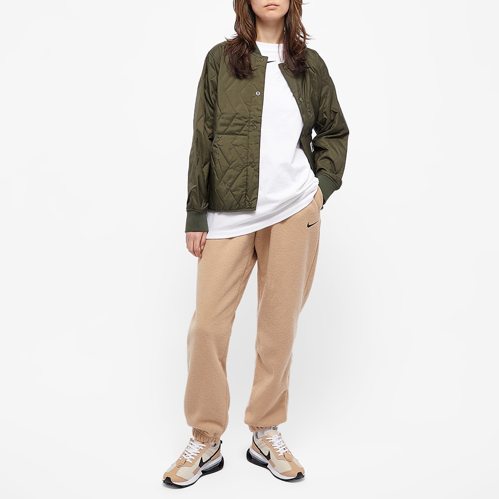 energetic cropped jogger set nike