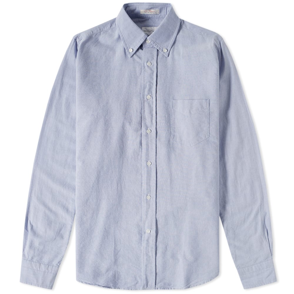 The GANT Rugger Classic Button Down Oxford Shirt is made from a superbly soft washed cotton oxford, in a premium take on an Americana classic. Combining traditional collegiate design with a slim fit and detailing inspired by traditional tailoring it features a button down collar, curved hem and box pleat yoke.

100% Cotton
Button-Down Collar
Curved Hem
Single Chest Pocket
Box Pleat with Locker Hoop
Stamped Label at Hem