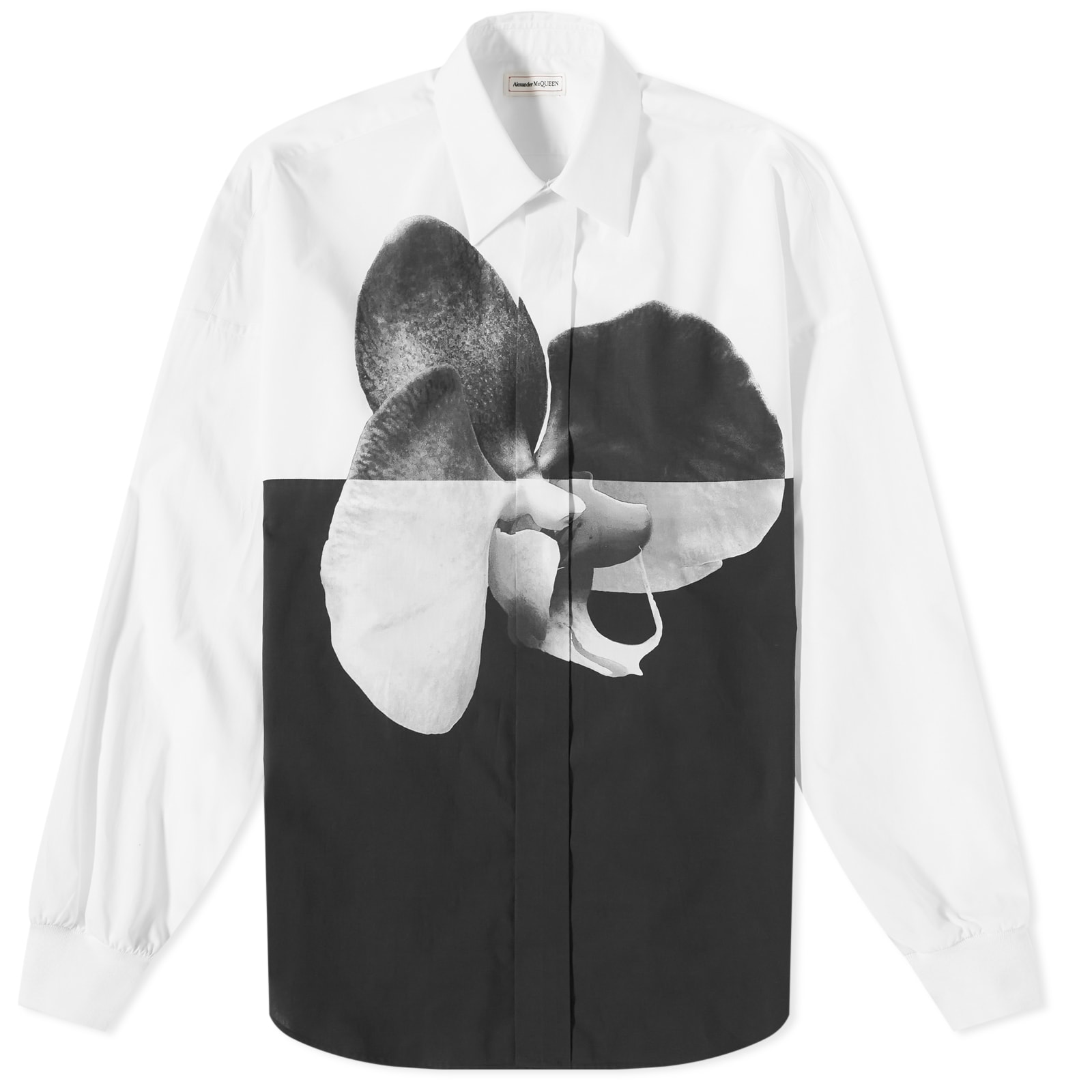 【送料&関税込】Alexander McQueen Photographic Orchid T-shir Alexander McQueen Printed Orchid Shirt White & Black | END. (TW)