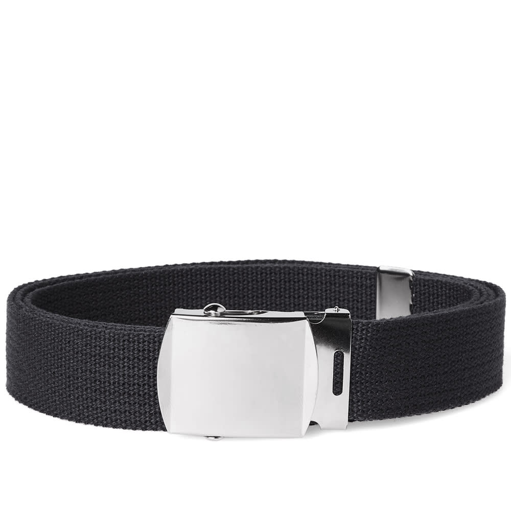 Under the concept of minimal design, SOPHNET. do just that with their functional-orientated fashion. A belt built for everyday use, this navy iteration is versatile enough to become a wardrobe essential.

Acrylic Belt
Embroidered Branding
Metal Clasp Closure