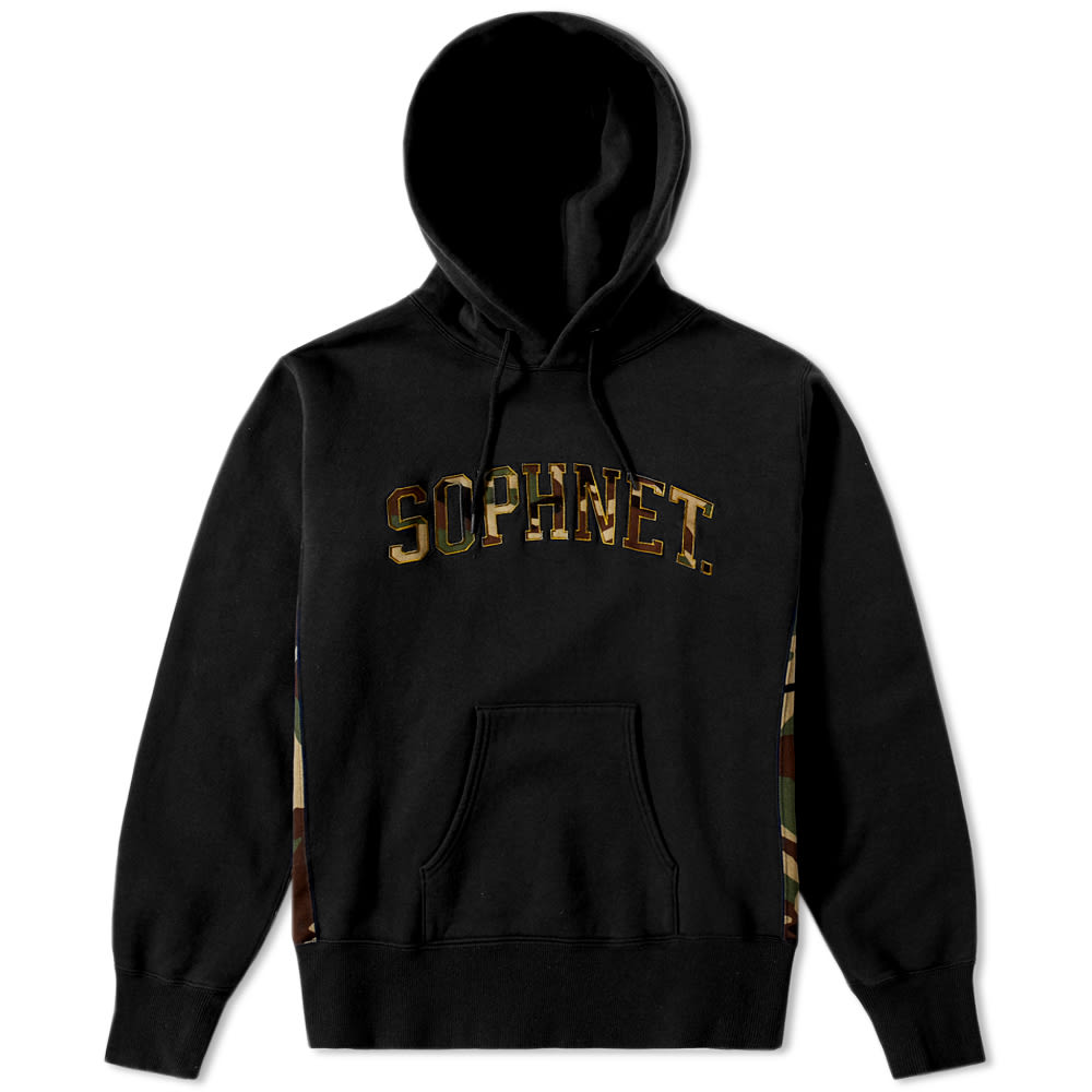 Aiming to create casual, yet sophisticated clothing for everyday wear, each SOPHNET. collection focuses carefully on materials, detailing, and function and is influenced by everything from street style, traditional menswear and the great outdoors.
The Camouflage Side Panel Hoody is cut from a soft brushed back cotton and features a ribbed hemline and cuffs, kangaroo pocket to the front and a drawstring adjustable hood. A reoccurring motif adopted by this Japanese brand, camouflage is used throughout to decorate this relaxed piece, to the chest there is an embroidered typographic logo and the sleeves and side panels are detailed with a camo pattern. 

100% Cotton
Brushed Back Cotton
Ribbed Cuffs & Hem
Embroidered Logo to the Back
Camouflage Panels to the Sleeves & Sides
Kangaroo Pockets
Drawstring Adjustable Hood
Made in Japan