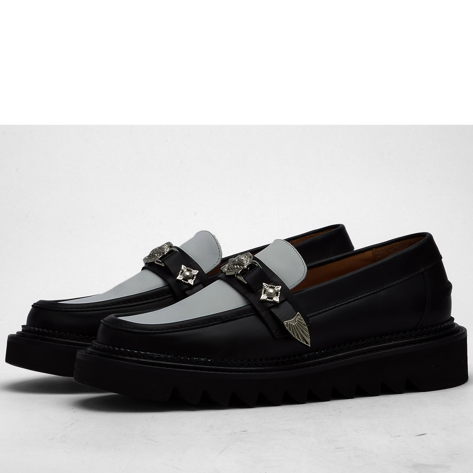 toga-pulla-leather-two-tone-loafer-black-white-hard-leather-end-sg