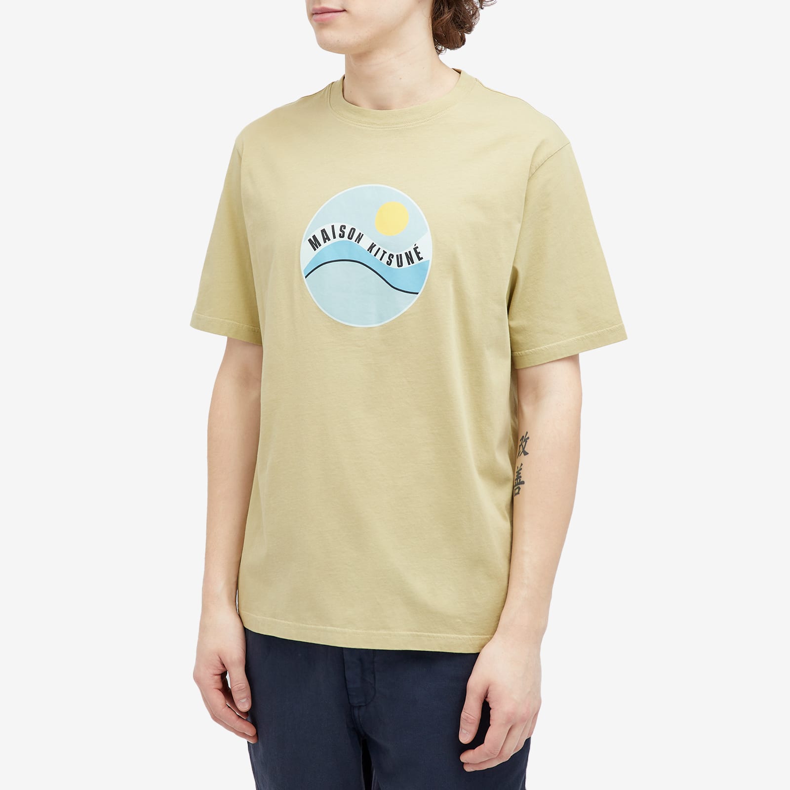 【MAISON KITSUNE】ポップウェーブ コンフォート Tシャツ Maison Kitsuné Men's Pop Wave Comfort T-Shirt Canvas